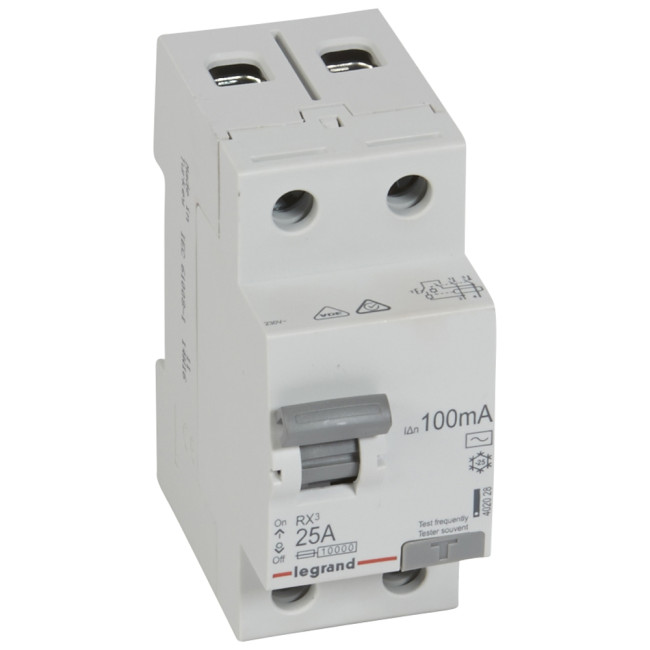Legrand 402028 RX3 ВДТ 100мА 25А 2П AC