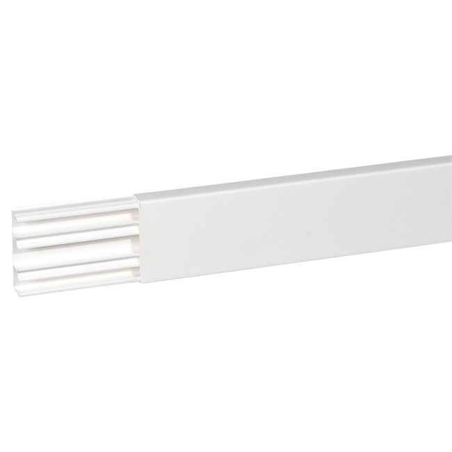 Legrand 030033 DLPlus Мини-плинтус пл.с/пер.75х20