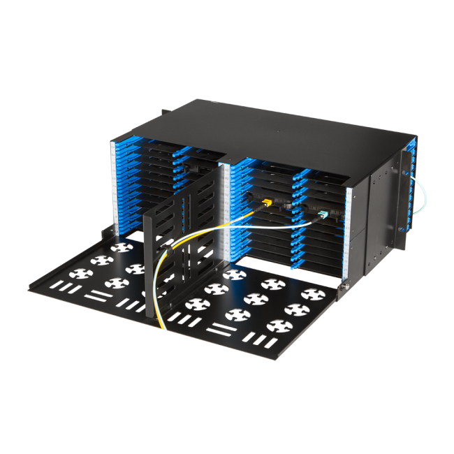 Бокс 19" на 48 компактных кассет MPO, 4U, черный, Lanmaster LAN-FOBM-48MCC-4U
