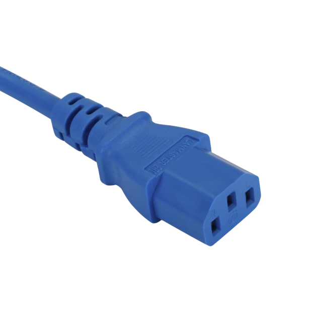 Шнур питания C13-C14, 3х0.75, 220В, 10А, синий, 3 метра, Lanmaster LAN-PP13/14-3.0-BL Шнур питания C13-C14, 3х0.75, 220В, 10А, синий, 3 метра, Lanmaster LAN-PP13/14-3.0-BL