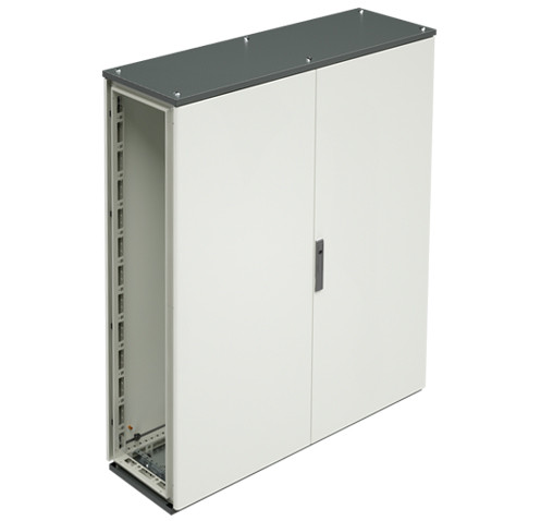 Шкаф напольный CQE собранный с дверью и задней панелью ВхШхГ 1800x600x500 мм DKC R5CQE1865A Шкаф напольный CQE собранный с дверью и задней панелью ВхШхГ 1800x600x500 мм DKC R5CQE1865A