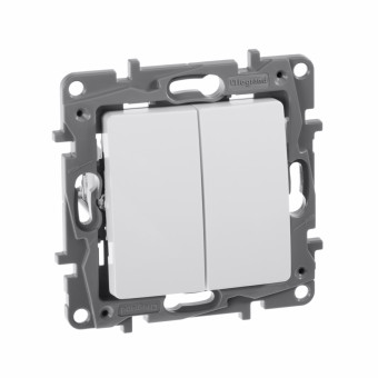 Legrand 672202 Выключатель двухклавишный - Etika - 10 A - 250 В~ - белый